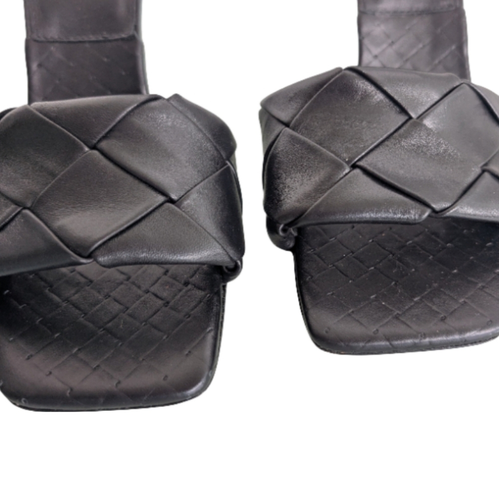 Vince Camuto Brelaine Black Leather Woven Slide Sandals Heels Size 6.5 Excellent - Picture 5 of 9